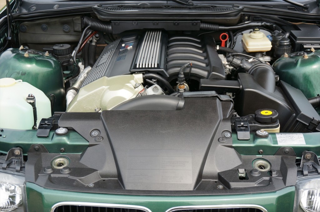 ストック車輌紹介】95y E36 ALPINA B3 3.0/1 Edition30 Limousine